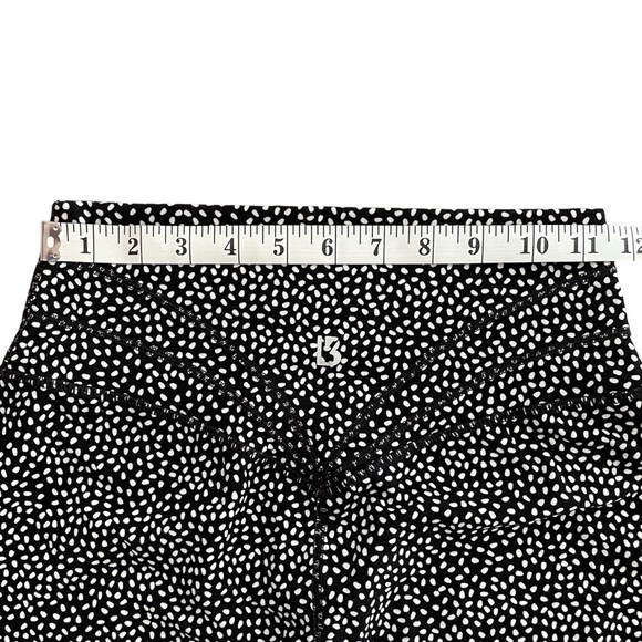 Buffbunny Legacy Leggings Nubre High Waist in Black Bossy Print Sz Medium - Picture 11 of 15